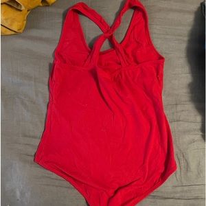 ARQ Cleo Leotard in Cherry sz 3x, EUC, no pilling